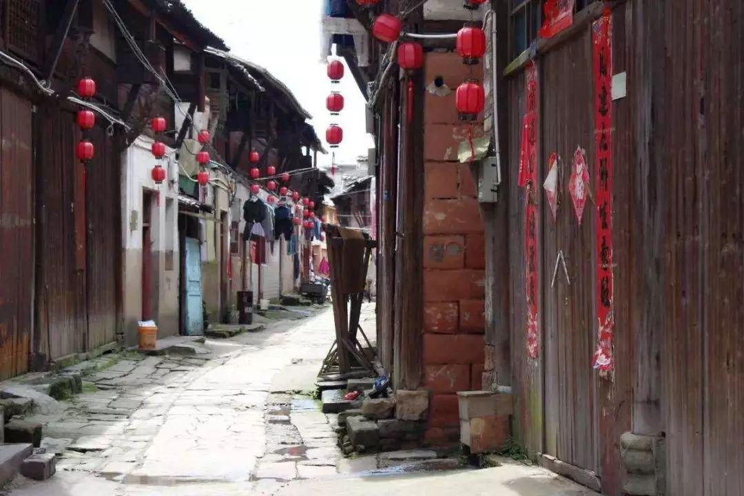 西方大卡车找字母